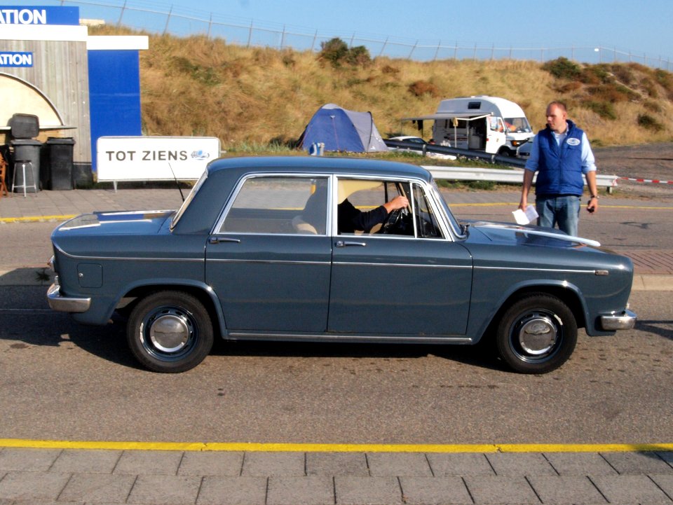 Lancia Fulvia 2C dutch licence registration AE-65-89 pic3