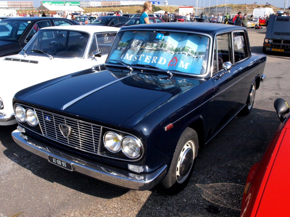 Lancia Fulvia 2C dutch licence registration AE-00-96 pic4