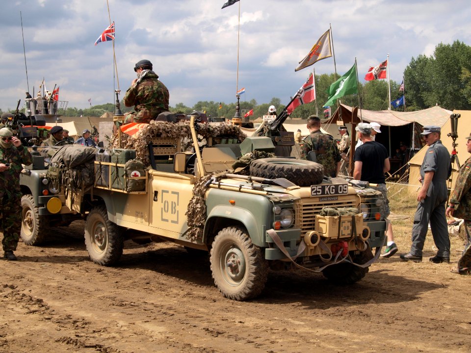 Land Rover, licence registration '