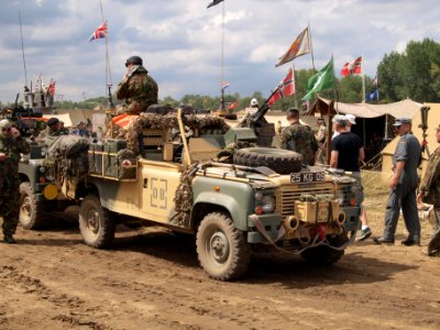 Land Rover, licence registration '