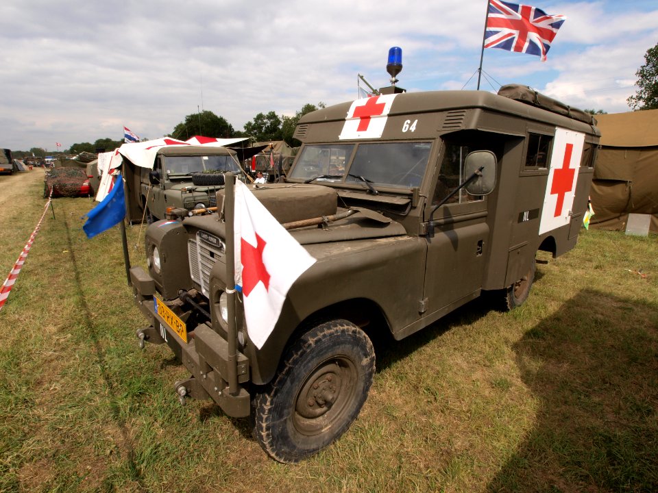 Land Rover 109 S111 Ambulance