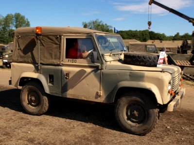Land Rover, licence registration 'C87 YKK' pic2