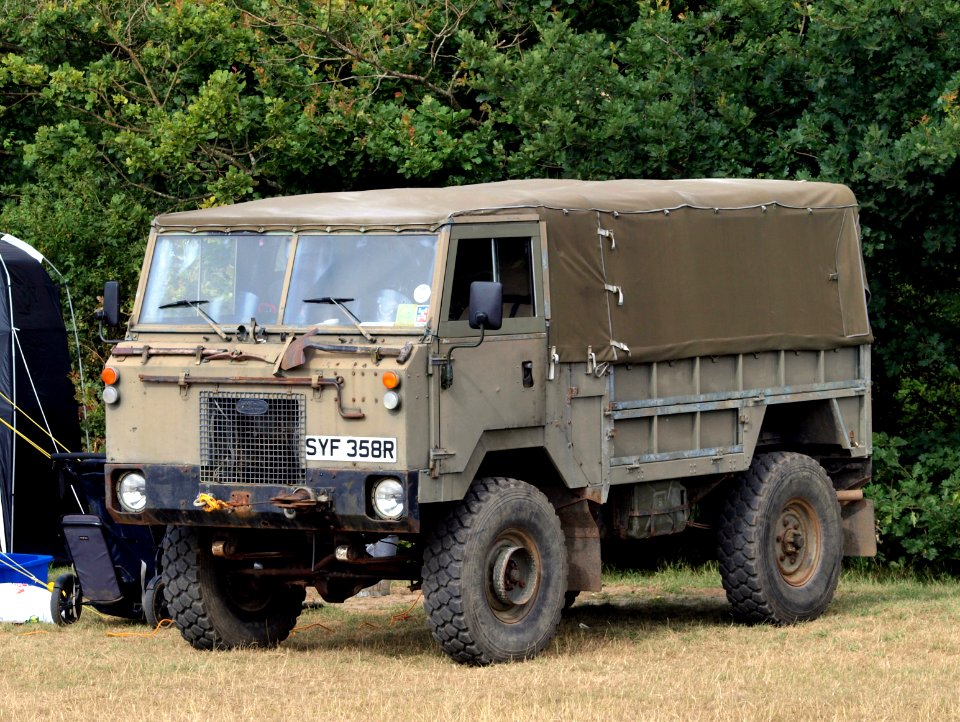 Land Rover 101 Forward Control pic24