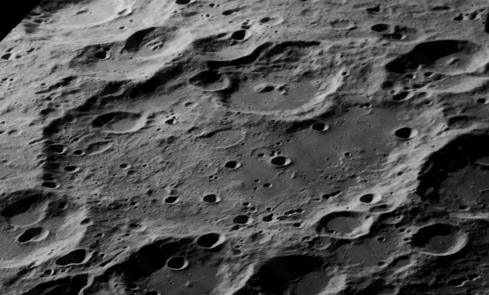 Landau crater 5015 h3