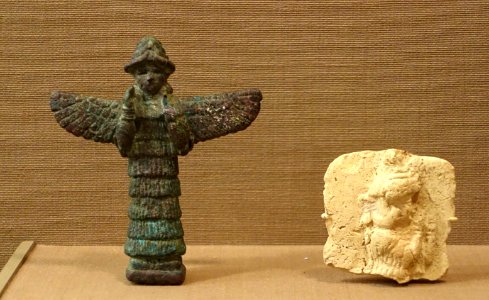 Lamma Goddesses, Iraq, Isin-Larsa period, 2000-1800 BC, bronze, baked clay - Oriental Institute Museum, University of Chicago - DSC07287