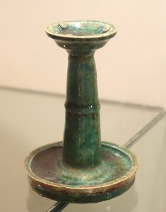 Lamp, Bien Hoa ceramic, green glaze - Nguyen dynasty, 19th century AD - Vietnam National Museum of Fine Arts - Hanoi, Vietnam - DSC05301