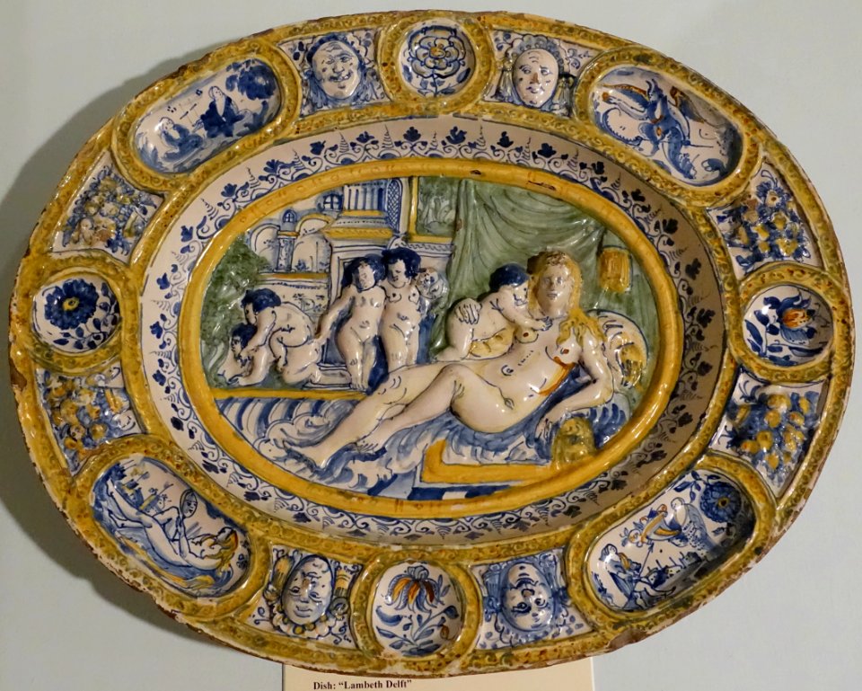 Lambeth Delft dish after La Fecondite by Bernard Palissy, Lambeth, England, c. 1650, tin-enameled earthenware - Krannert Art Museum, UIUC - DSC06635