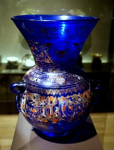 Lamp, Syria or Egypt, mid 14th century AD, glass, enamel, gilt - Montreal Museum of Fine Arts - Montreal, Canada - DSC09702