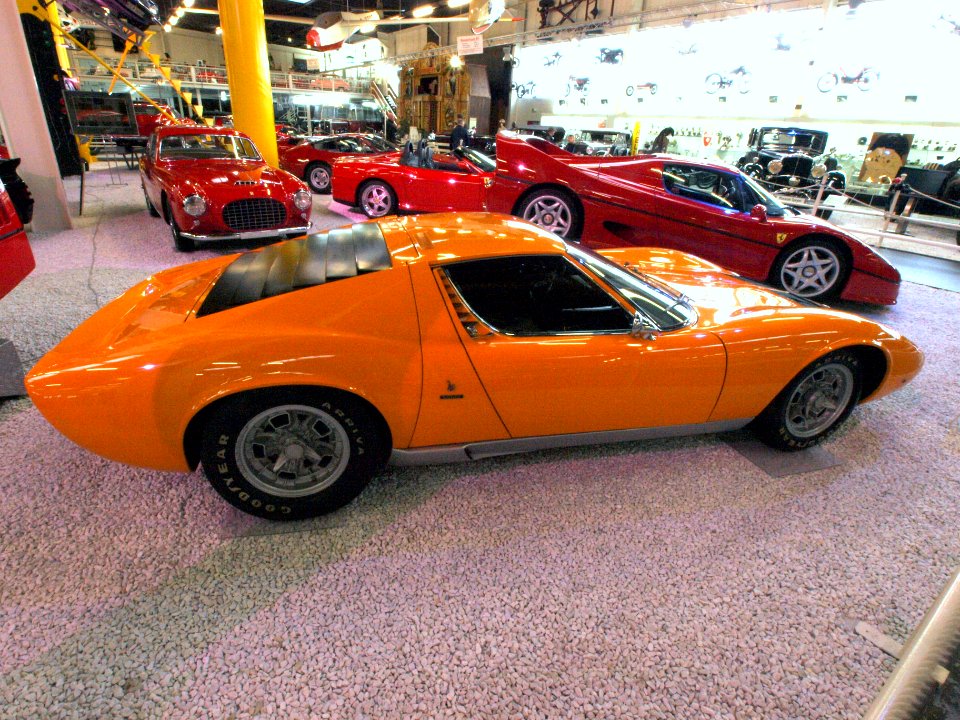 Lamborghini Miura P400S pic-4