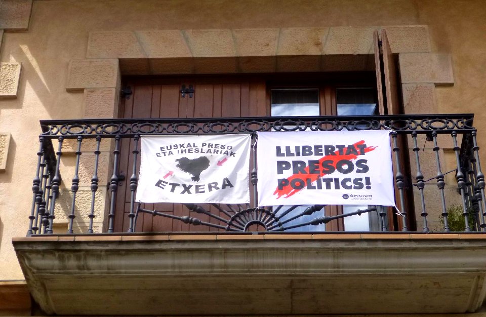Lakuntza - Balcones 03