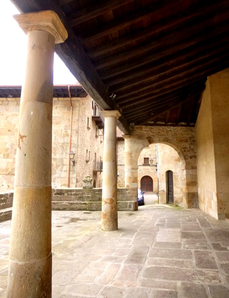 Lakuntza - Iglesia de San Salvador 10
