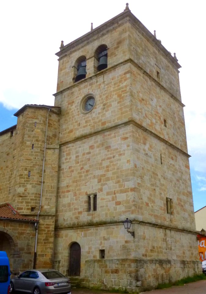 Lakuntza - Iglesia de San Salvador 04