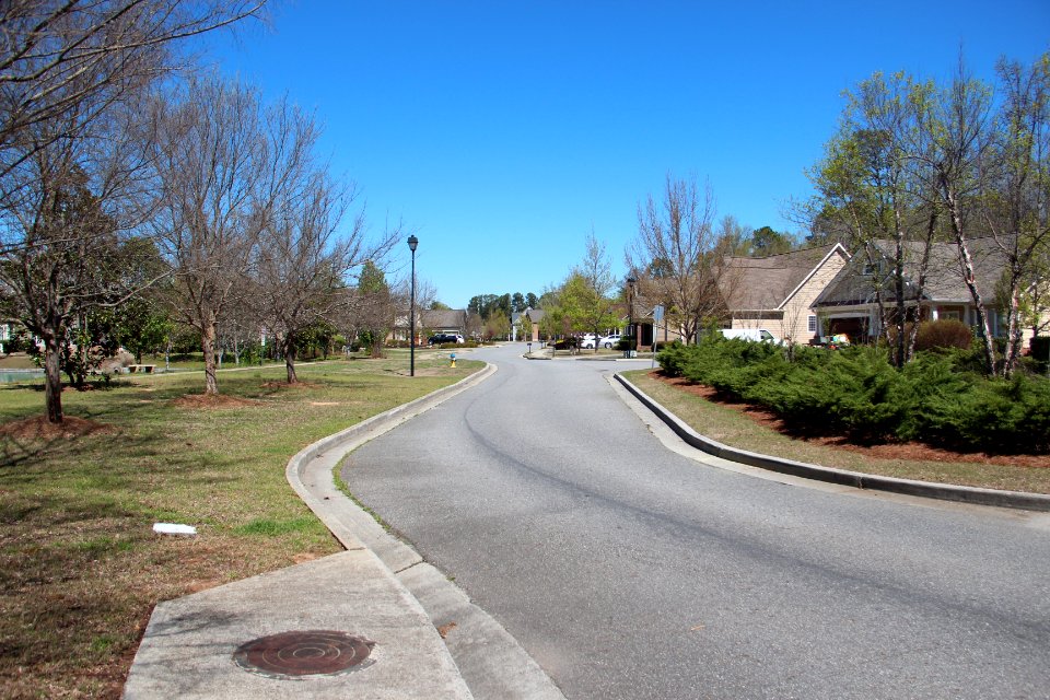 Lake Haven Drive, Cartersville April 2017