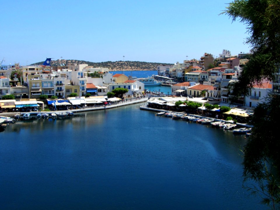 Lake Voulismeni2