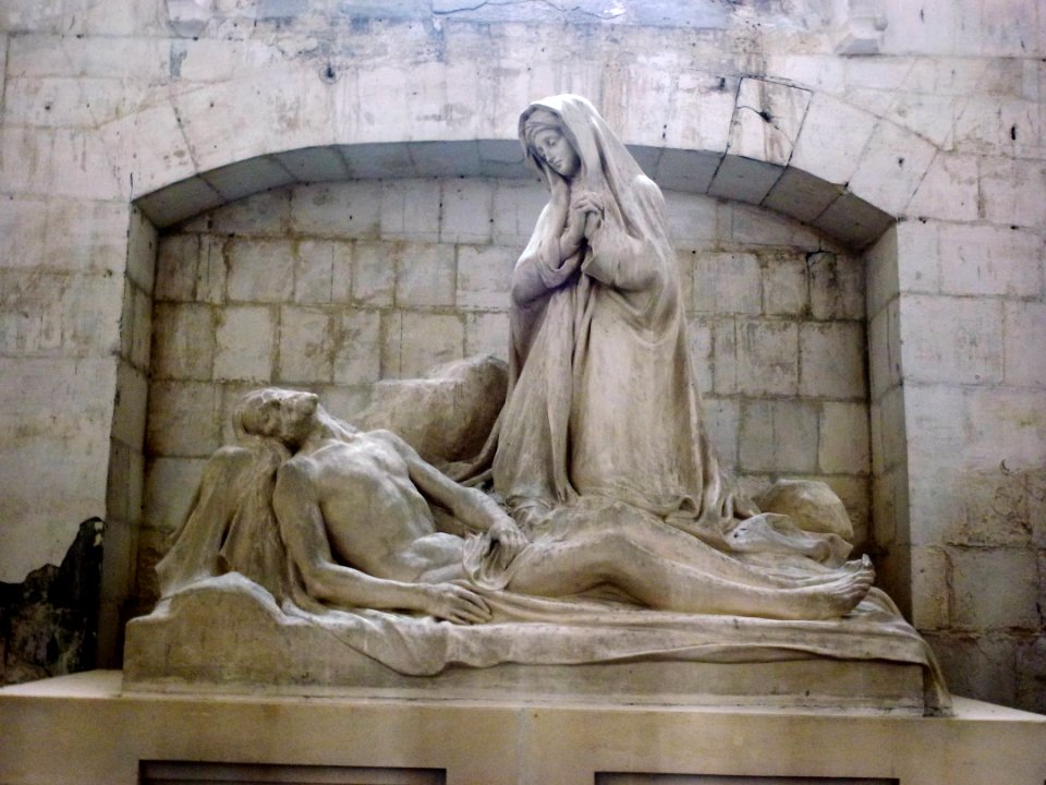 Lambres (Pas-de-Calais) église PA00108327, statue pietà