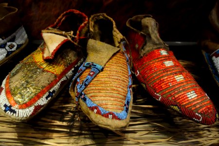 Lakota moccasins, 1880-1890 - Bata Shoe Museum - DSC00595