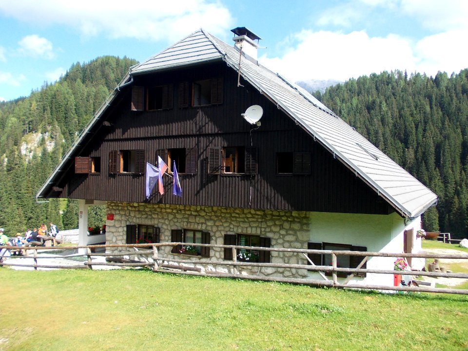 Lake Pasture Lodge 01