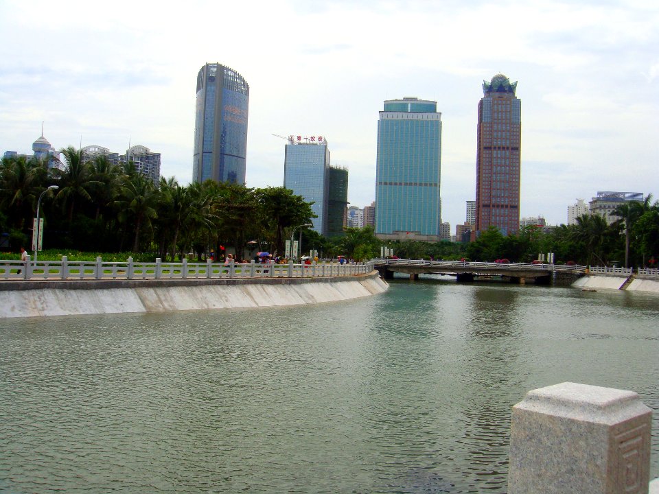 Lake inlet in Evergreen Park - 01