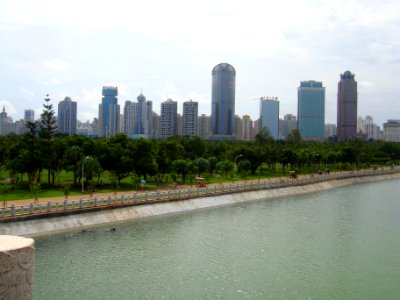 Lake inlet in Evergreen Park - 02