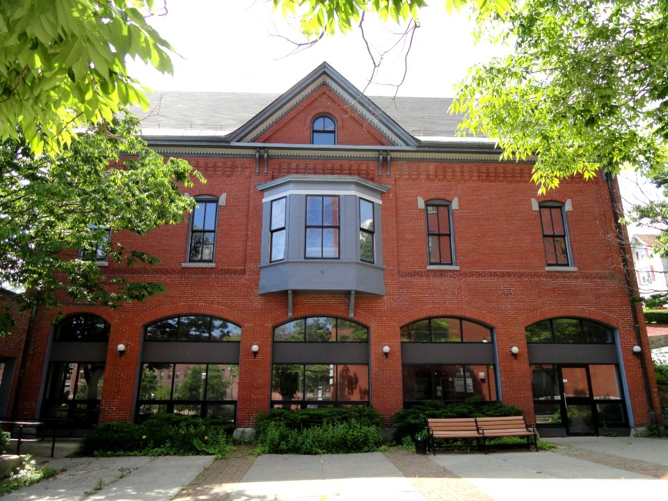 Lake Street Fire Station - Gardner, MA - DSC00859