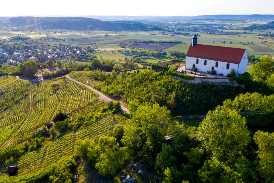 Luftbild der Wurmlinger Kapelle 03