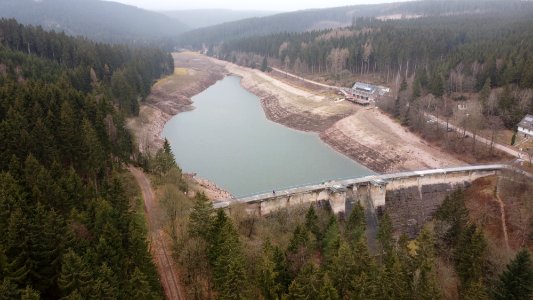 Luetsche dam emptied dec 2020