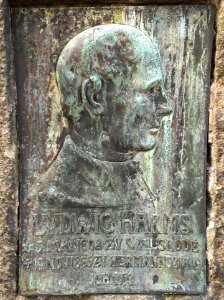 Ludwig Harms Gedenkstein Walsrode Detail 2020-09-20