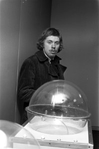 Ludieke automaat van Richard van der Galien in RAI ter gelegenheid van Automaten, Bestanddeelnr 923-2666