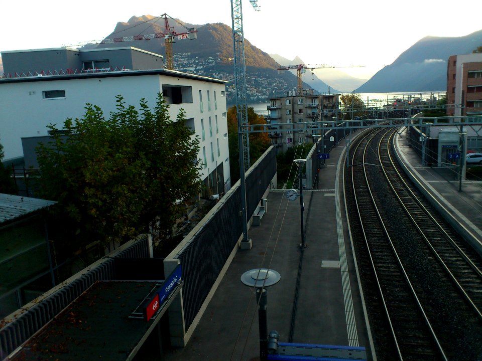 Lugano Paradiso train station 01