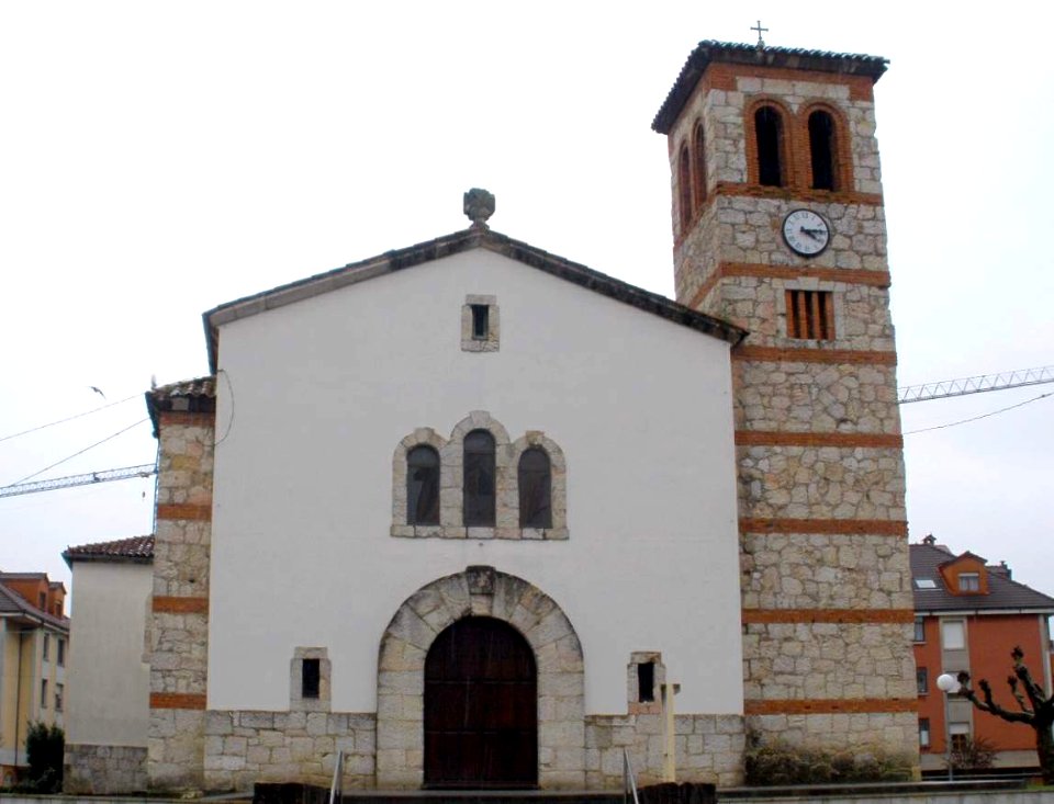 Lugones (Siero) - Iglesia de San Félix 3