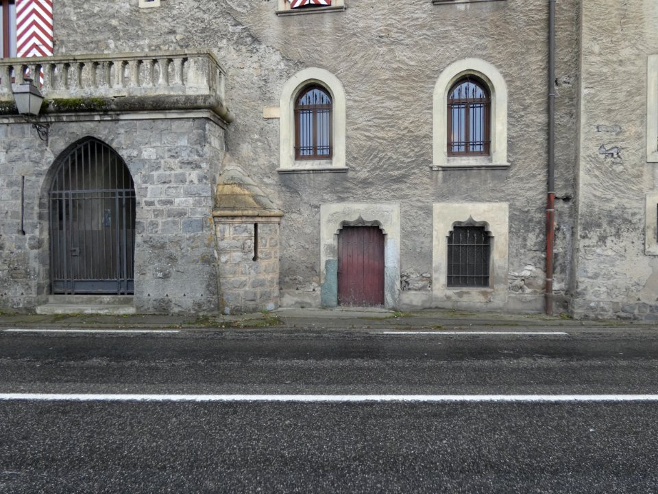 Lugrin - Route Nationale - Château de Tourronde 06