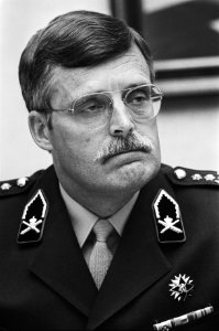 Luitenant-Generaal Loos (Commandant 1e legerkorps), Bestanddeelnr 932-6340