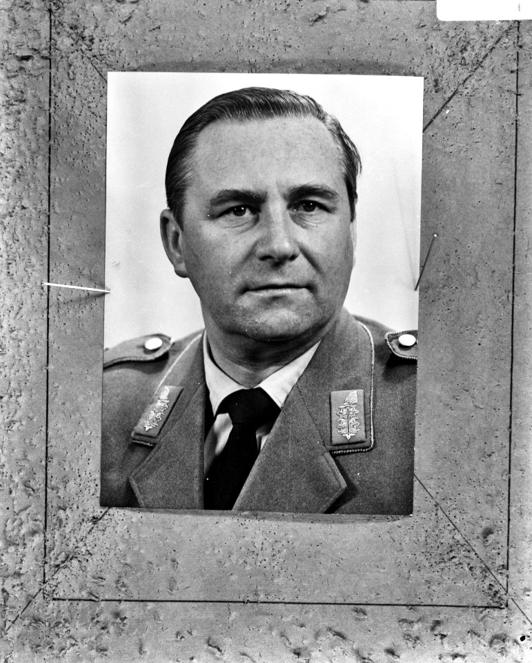 Luitenant-Generaal Albert Schnez, de vermoedelijke opvolger van generaal Johann-, Bestanddeelnr 920-4486