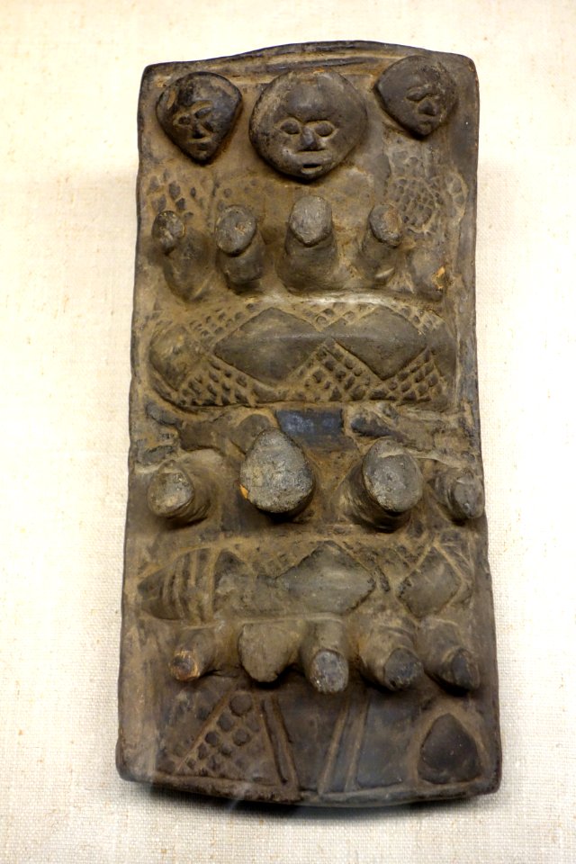 Lukasa - Luba - Royal Museum for Central Africa - DSC06365