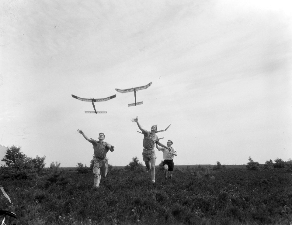 Luchtvaartkamp op Veluwe heide bij Ermelo, Bestanddeelnr 906-6478