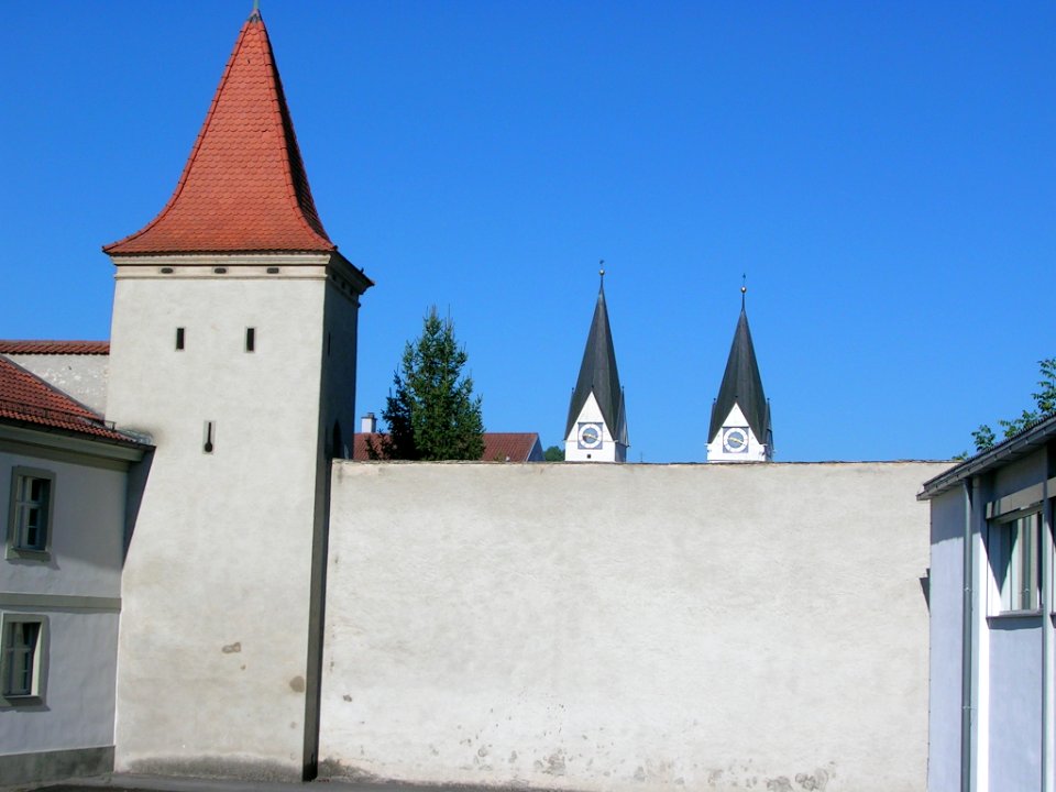 Luitpoldstr 8 Eichstätt Stadtmauer mit Turm