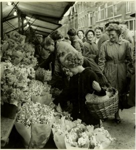 Luilakmarkt, NL-HlmNHA 5400467228