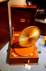 Lumiere 460, The Gramophone Co., UK, 1924 - Kanazawa Phonograph Museum - Kanazawa, Japan - DSC01069