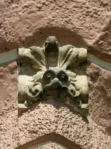 Luitpoldstr 2 Eichstätt -Neidköpfe am Erker 3