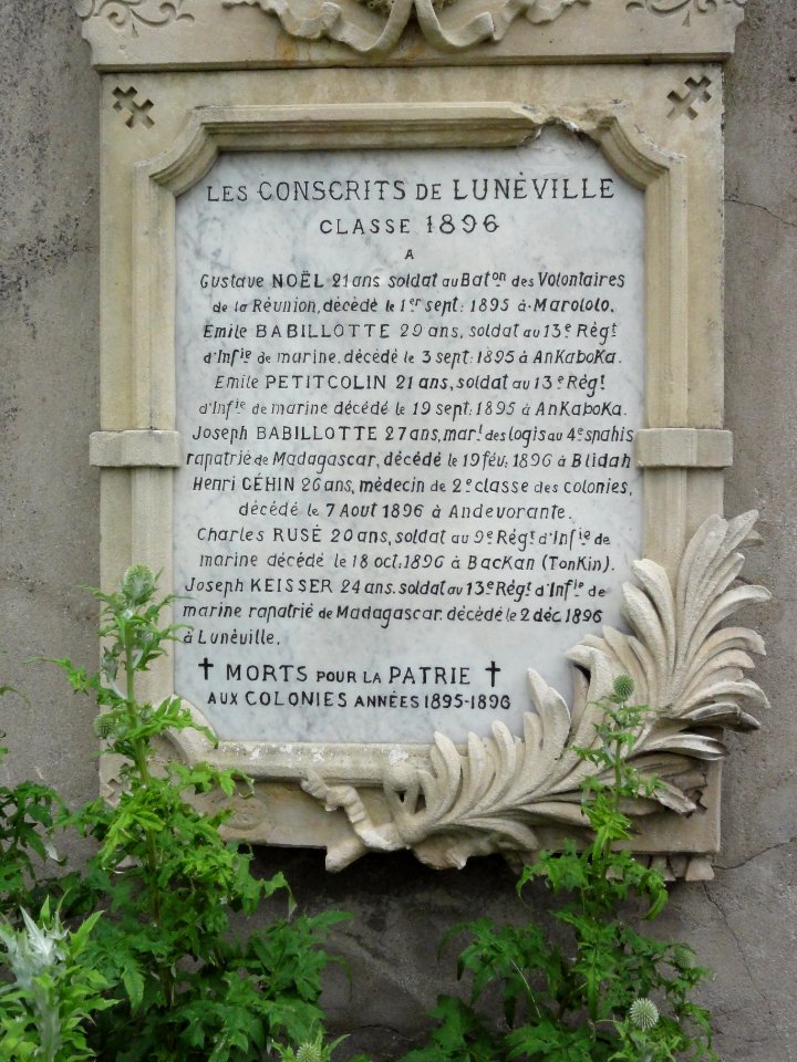 Lunéville (M-et-M) cimetière, plaque colonies 1896