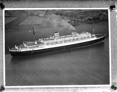 Luchtopname. S.S. Nieuw Amsterdam, Bestanddeelnr 935-0065