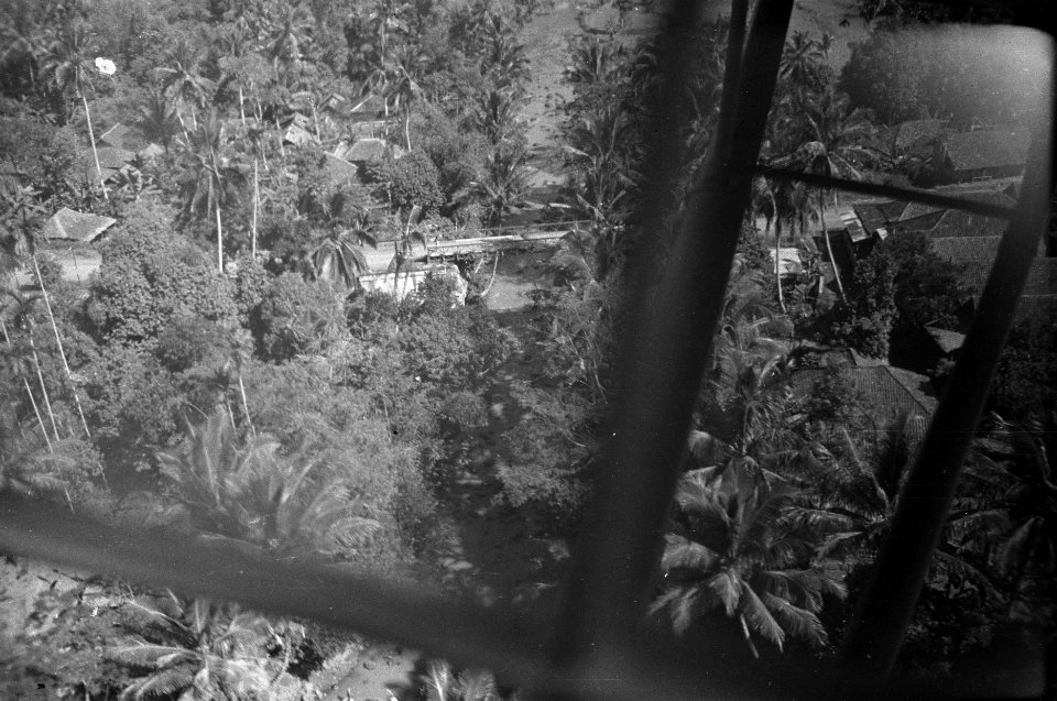 Luchtfoto Buitenzorg, Bestanddeelnr 352-4-6