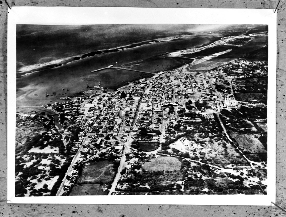 Luchtopname. Oranjestad Aruba, Bestanddeelnr 935-1219