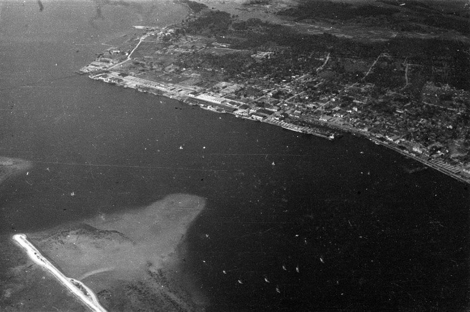 Luchtfoto. Makassar , Bestanddeelnr 5007