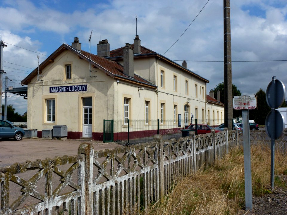 Lucquy (Ardennes) gare d'Amagne-Lucquy