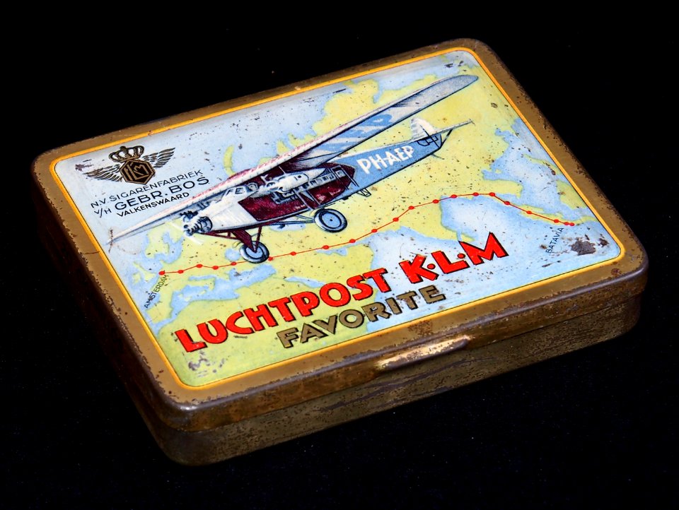 Luchtpost KLM PH-AEP favorite, NV Sigarenfabriek vh Gebroeders Bos, Valkenswaard, foto2