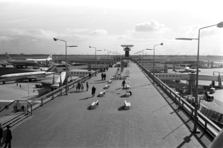 Luchthaven Schiphol, Bestanddeelnr 925-8765