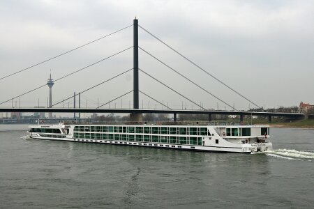 River rhin düsseldorf