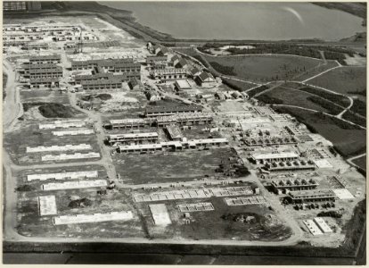 Luchtfoto Molenwijk. NL-HlmNHA 54003791