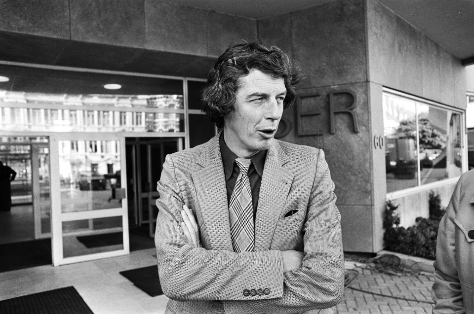 Loonoverleg regering, werkgevers, werknemers, Wim Kok bij SER koppen, Bestanddeelnr 928-6518